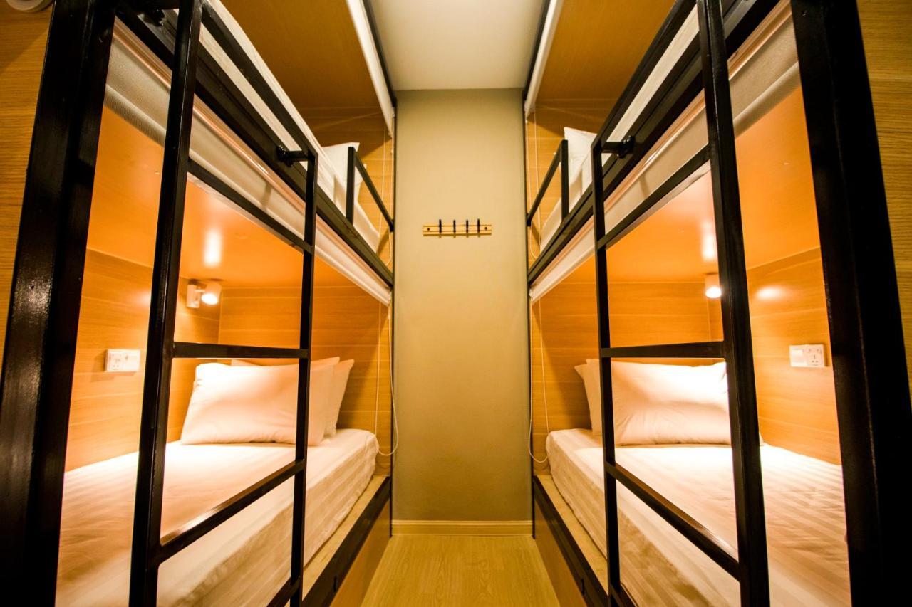 Hexa Hotel & Backpackers Capsules Bukit Bintang Kuala Lumpur Exterior photo