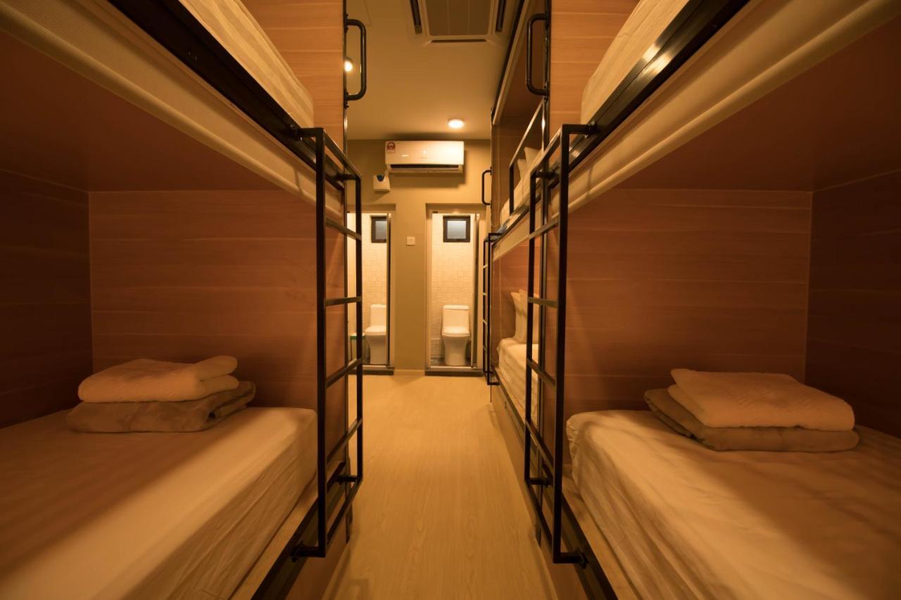 Hexa Hotel & Backpackers Capsules Bukit Bintang Kuala Lumpur Exterior photo